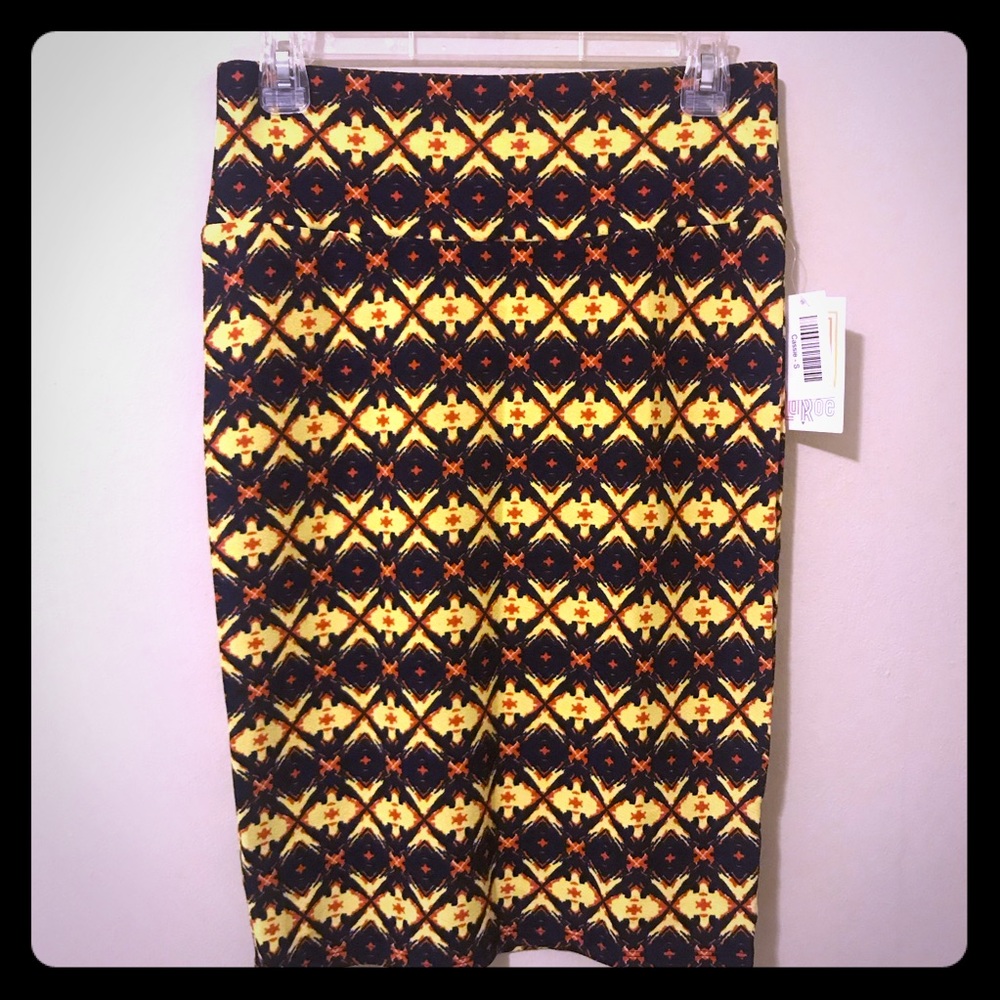 LuLaRoe Cassie Skirt Small